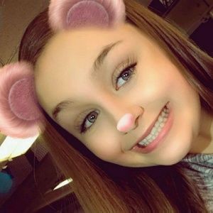 Meet your Posher, Collene